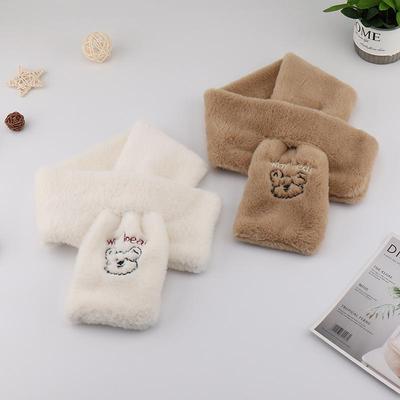 Sciarpa Peluche WhyBear Ricamata Coreana – Caldo Accessorio Invernale per Donne, Ragazze e Studenti in Bianco