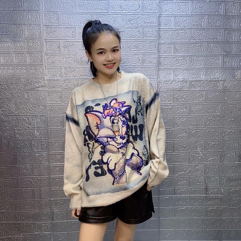 2025 European Trendy Women's Oversized Mickey Mouse Cartoon Long Sleeve Sweater