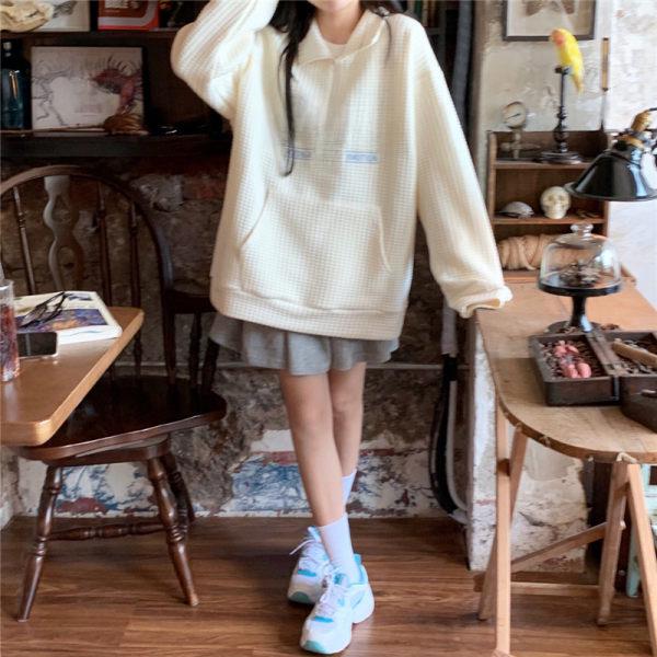 2025 Autumn Embroidered Oversize Waffle Polo Sweatshirt for Women & Couples