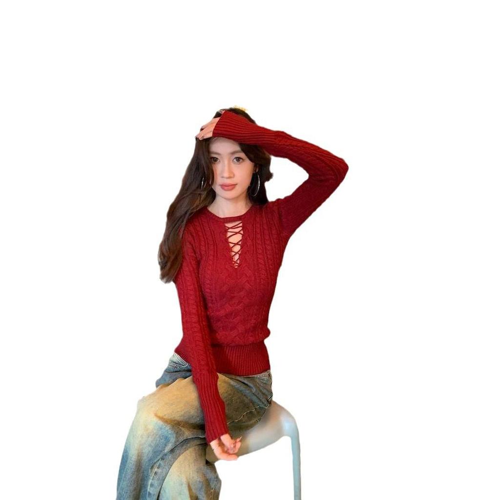 Red Sexy Hollowed-Out Long-Sleeve Knitted Sweater - Women's Retro Waist-Cinching Autumn/Winter Top