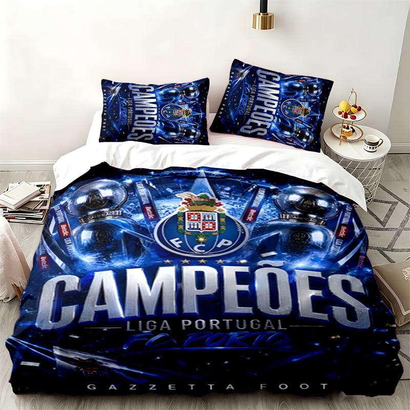 FC Porto 3pc set Perfect for bedroom use Comfortable bedding set includes a duvet cover and two pillowcases Ideal birthday or Christmas gift