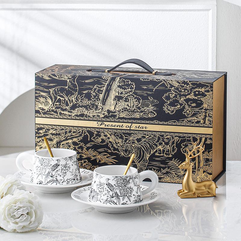 Retro Amerikanische Keramiktassen und Untertassen Chinesischer Stil Mittsommer Blume und Vogel Kaffeetassen und Untertassen Hepburn-Stil Nachmittagstee Mark Paar-Tassen