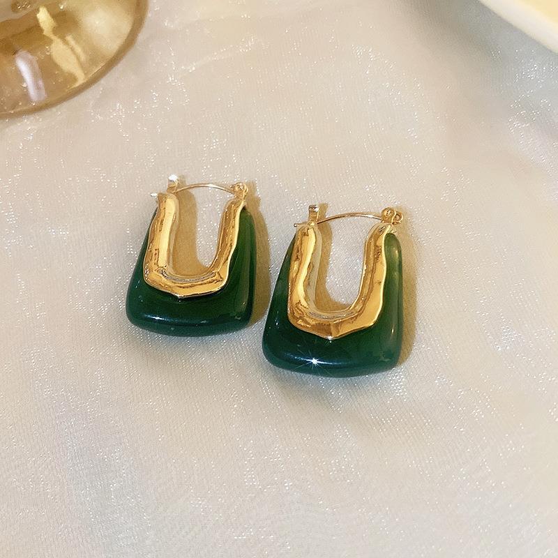 Elegant Vintage Women Girls Classic Resin Stone Earrings Ear Clips Fashion Retro Palace Lady Party Banquet Jewelry Ear Rings