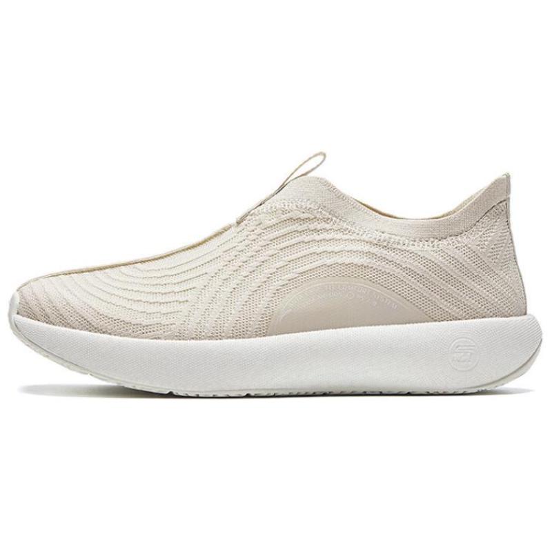 

Anta Wear-Resistant Low-Top Casual Shoes Women s Beige Sneakers 922427705S-5 38.5 бежевий