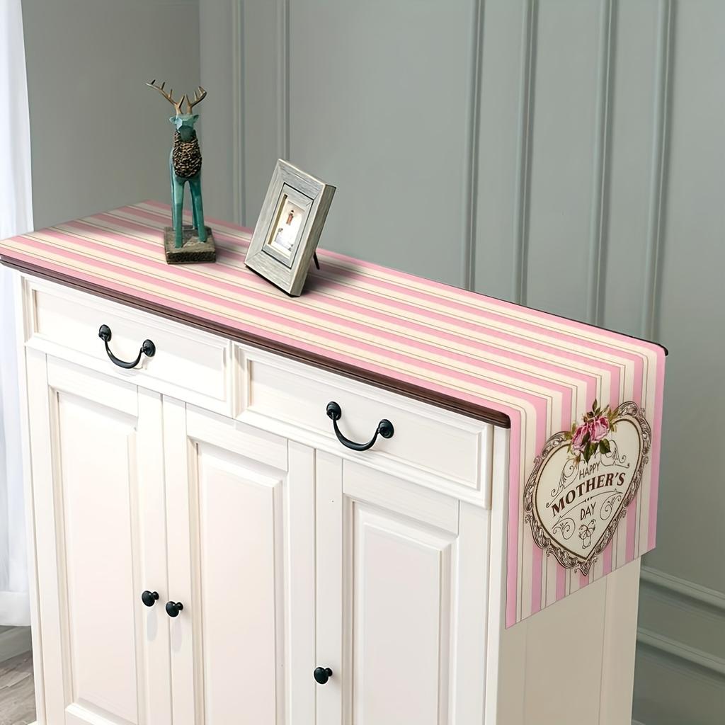 1pcs Happy Mother's Day Pink Tulip Love Heart Polyester Table Runner Spring Flowers Leaves Table Runners Dining Table Decoration