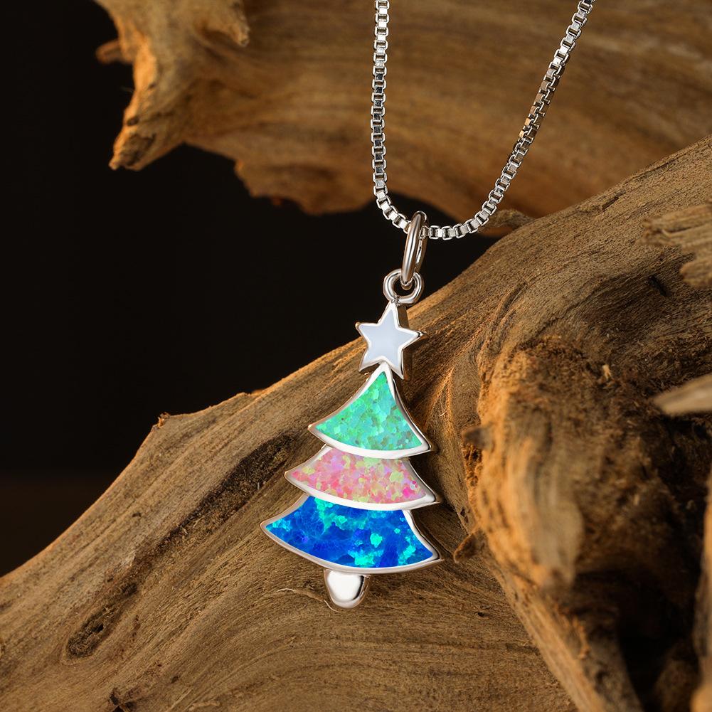 Christmas Tree Necklace Womens Fashion Accessories Gentle and Versatile Collarbone Chain Accessories