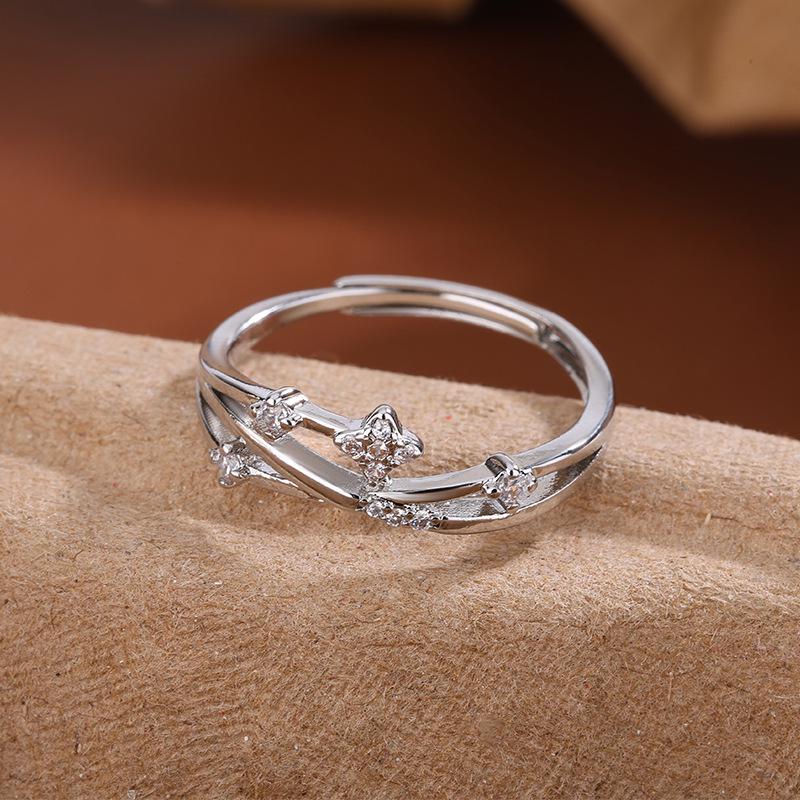 Niche Luxury Hypoallergenic Cubic Zirconia Four-Pointed Star Adjustable Women's Ring