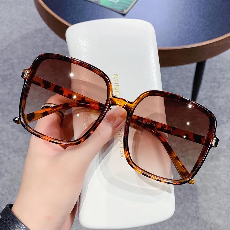 New Oversized Rectangle Sunglasses Women's Fashion Square Sun Glasses Men's Classic Vintage Eyewear UV400