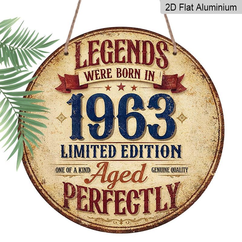 

2D Flat Vintage Aluminum Wall Coverings in Various Sizes. A Legendary Design Born in 1963, This Commemorative Style Is Ideal for Home Décor and 20*20cm