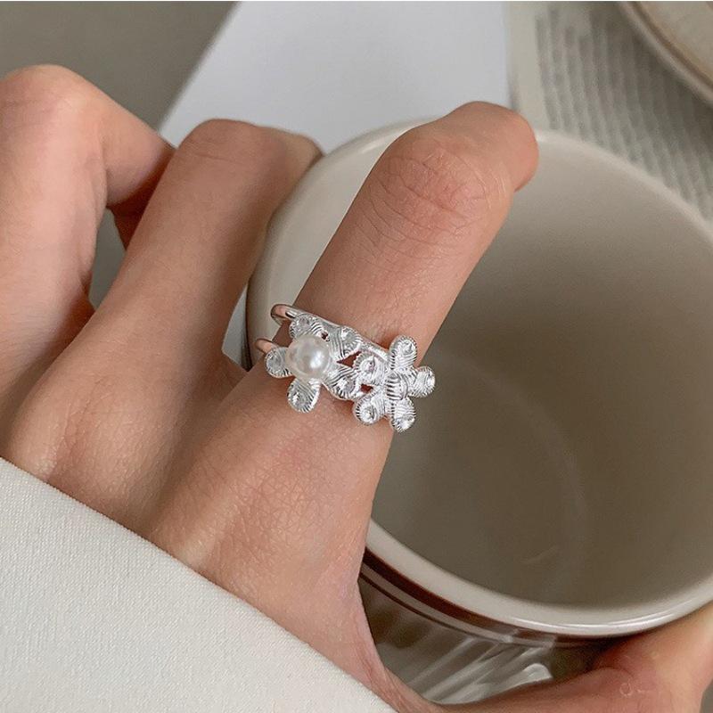 Trendy Twin Flower Pearl Adjustable Ring for Women – Elegant, Fashionable, and Sweet Index Finger Jewelry