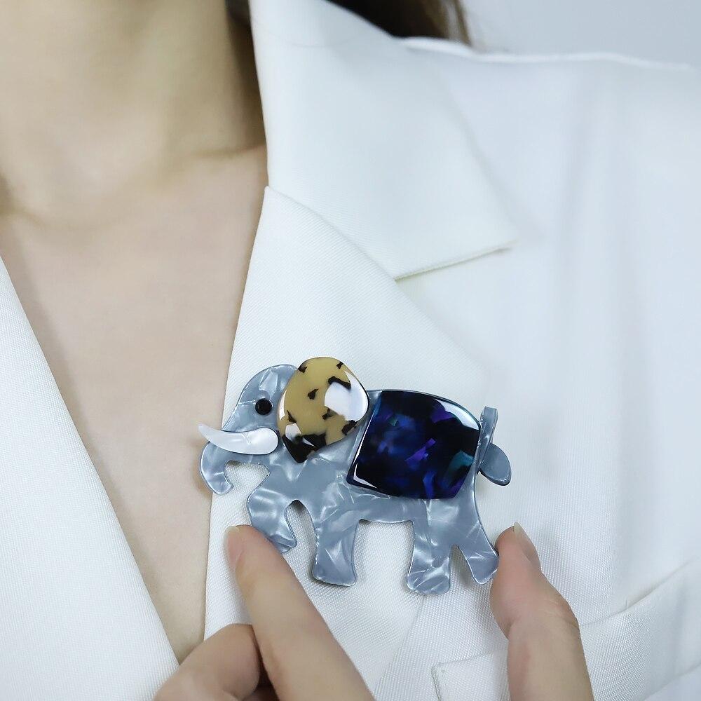 Blucome Fashion Acrylic Large Elephant Brooch Lovely Animal Thailand Elephant Resin Pins Jewelry For Women Bag Accessories