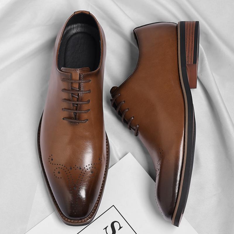 Luxury Designer New Men's Pointed Black Brown Lace Up Wedding Brogue Oxford Shoes Male Formal Dress Footwear Zapatos Hombre
