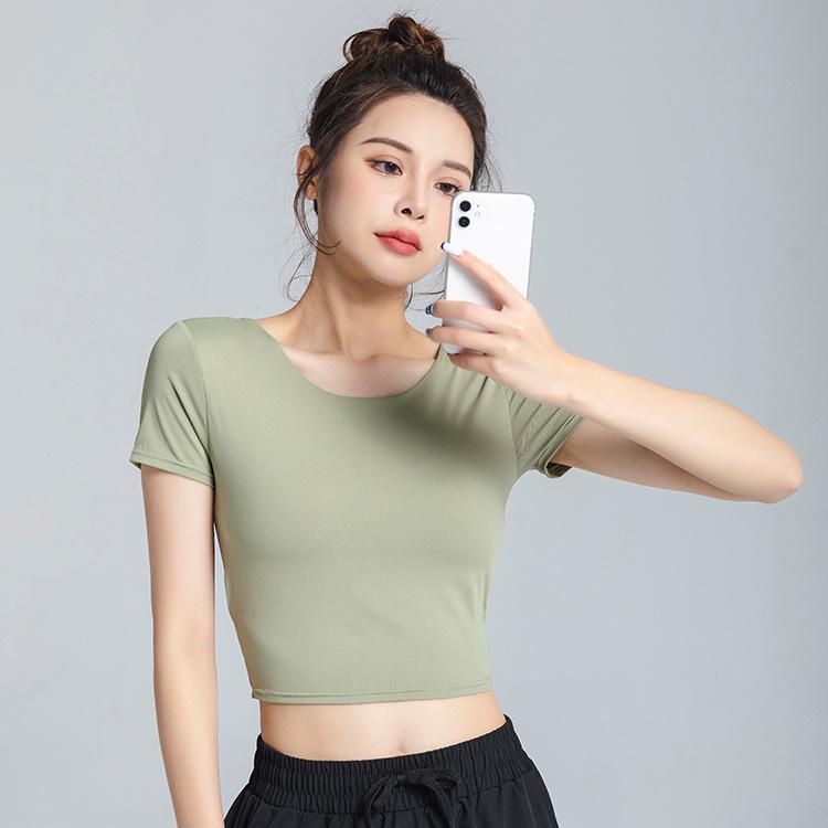 Lulu Yoga Quick-Dry Tight Short-Sleeve Sports Top with Chest Pads & Beautiful Back Strap for Autumn/Winter.