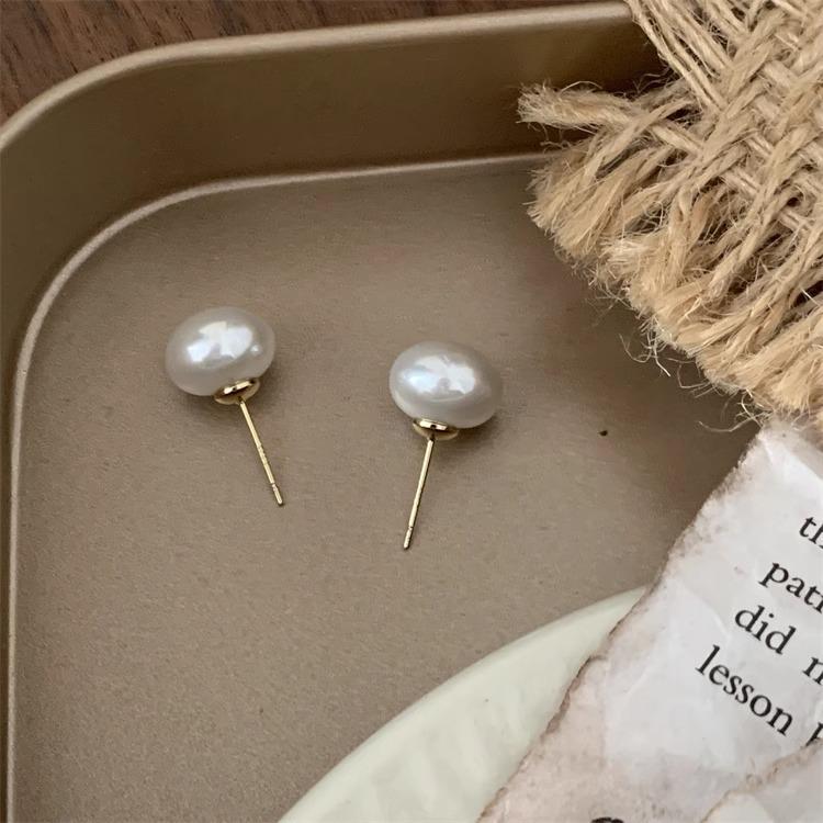Elegant 8-14MM Mantou Pearl Stud Earrings with Gold Pins - High-Quality, Simple Design