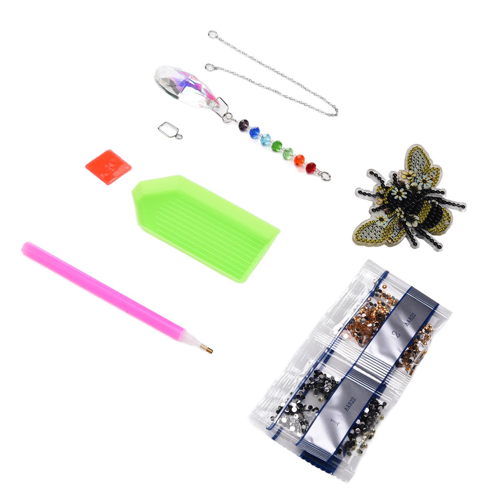 

Rhinestone Painting Cute Bee Pattern Sparkling Pendant DIY Relaxing Crafts for Holiday Gift