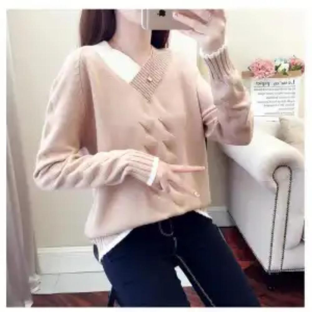 New Autumn and Winter Fashion Korean Version Lazy Style Color Blocking V-neck Plush Loose and Versatile Women's Knitted Sweater