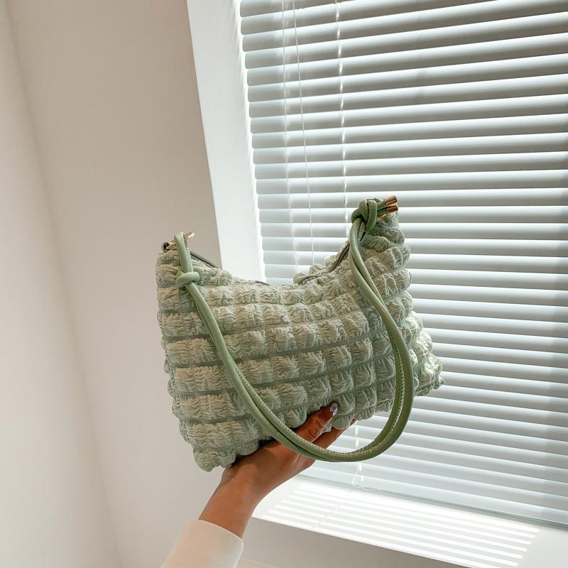 Yogodlns Femmes Tempérament Minimaliste Sac À Bandoulière Doux Plissé Sous Les Bras Sac Femmes Printemps Et Été Nouveau Sac À Bandoulière Petit Sac Carré
