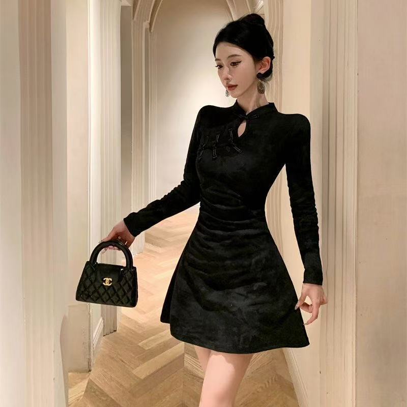 Small Cold Butterfly Print Cheongsam Women's New Chinese Polished Small Black Dress Pleated Waist Dress
