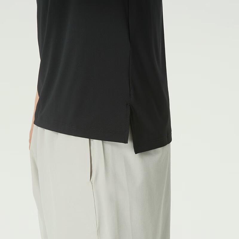Under Armour Men's Round Neck Short Sleeve T-Shirt