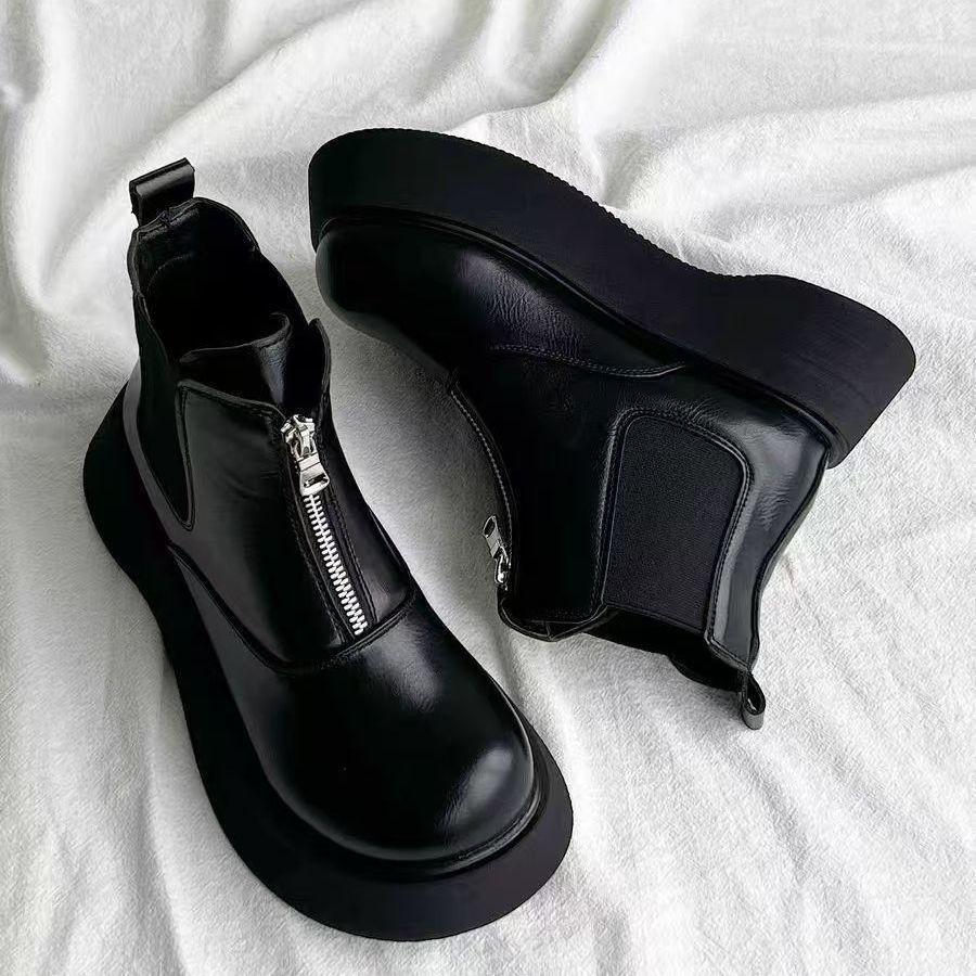 Thick soled British short boots for women autumn and winter 2026 new style with plush fashion boots