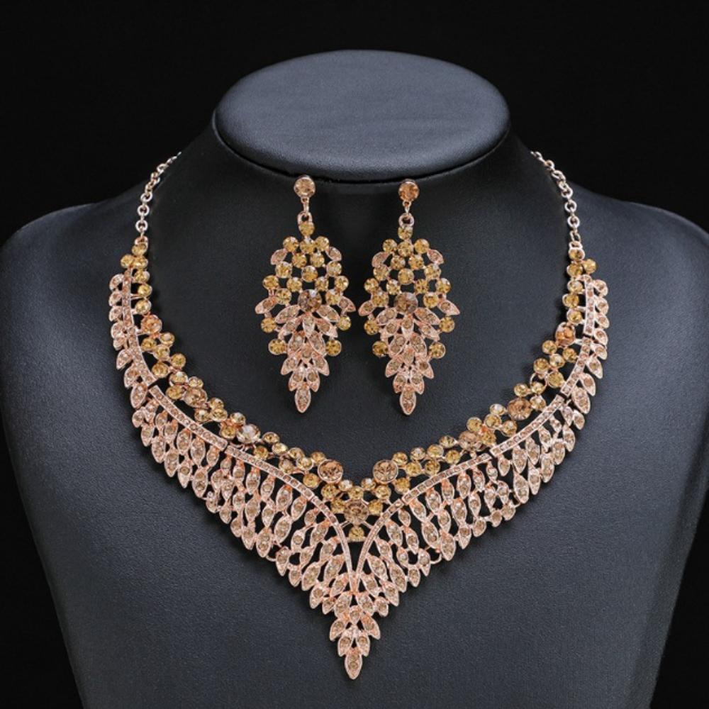 3Pcs Fashion Vintage Luxury Exquisite Design Necklace Earrings Jewelry Women Evening Gowns Wedding Banquet Party Festival Gift