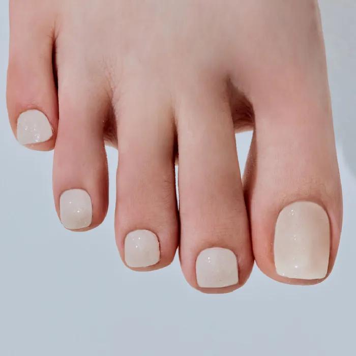 White Beam Gel Pedi
