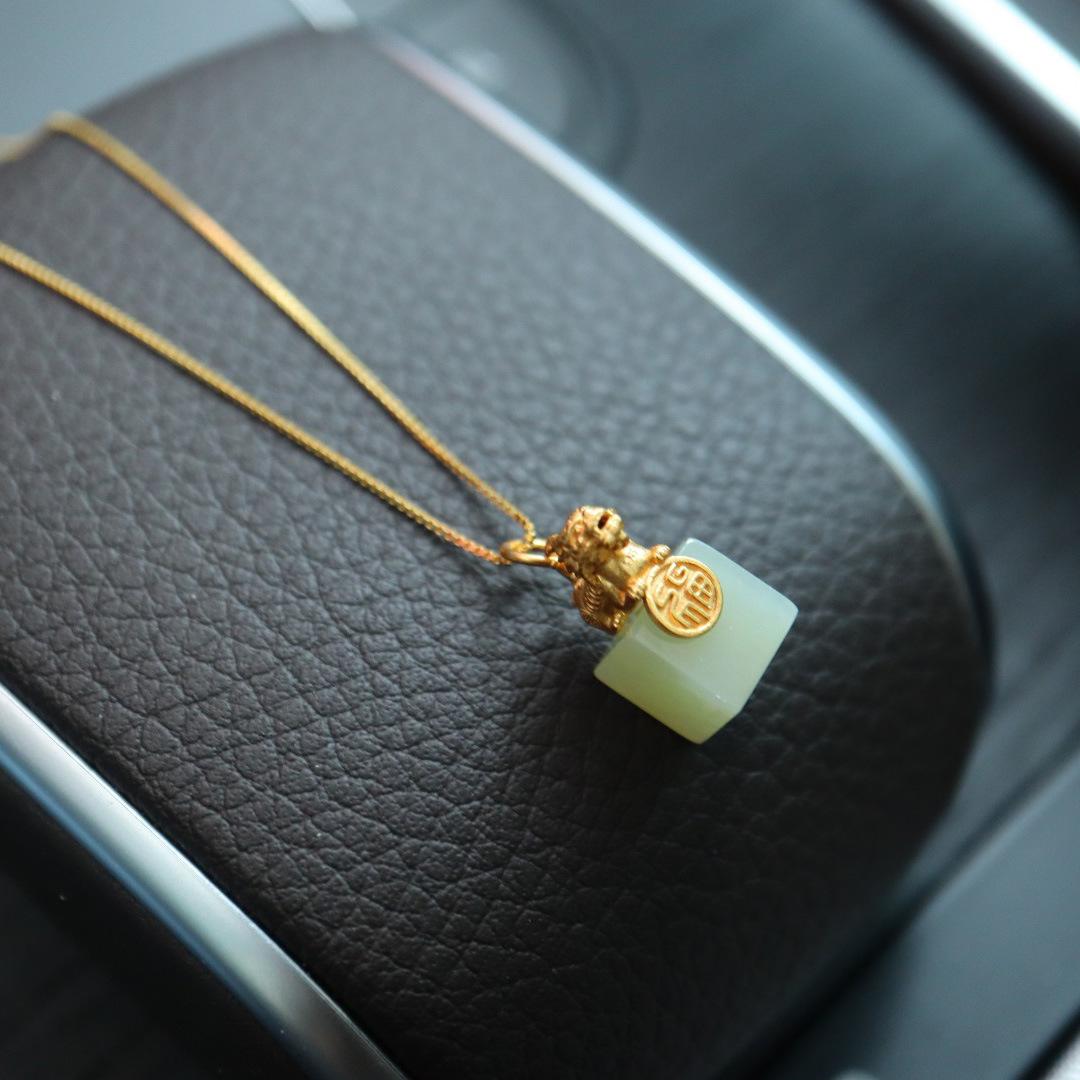 

Мужское и женское индивидуальное винтажное ожерелье с подвеской Fuzi Seal