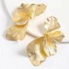 Vintage Metal Flower Post Earrings For Women Large Gold Color Textured Petal Party Accessories Fashion Jewelry Gift