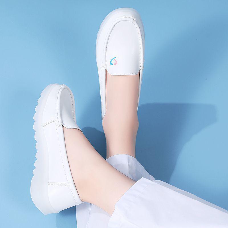 Women's Non-Slip White Nurse Shoes - Breathable, Anti-Odor, Soft Sole for Comfort, Flat Heel, Ideal for Medical Care and All-Day Wear