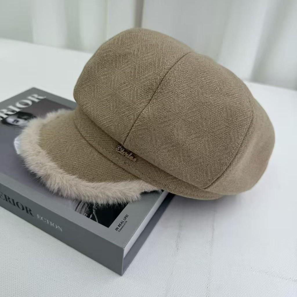 Retro Plaid Plush Star Anise Beret Women's Year Autumn Winter Warm Face Small Bud Painter Hat Tide