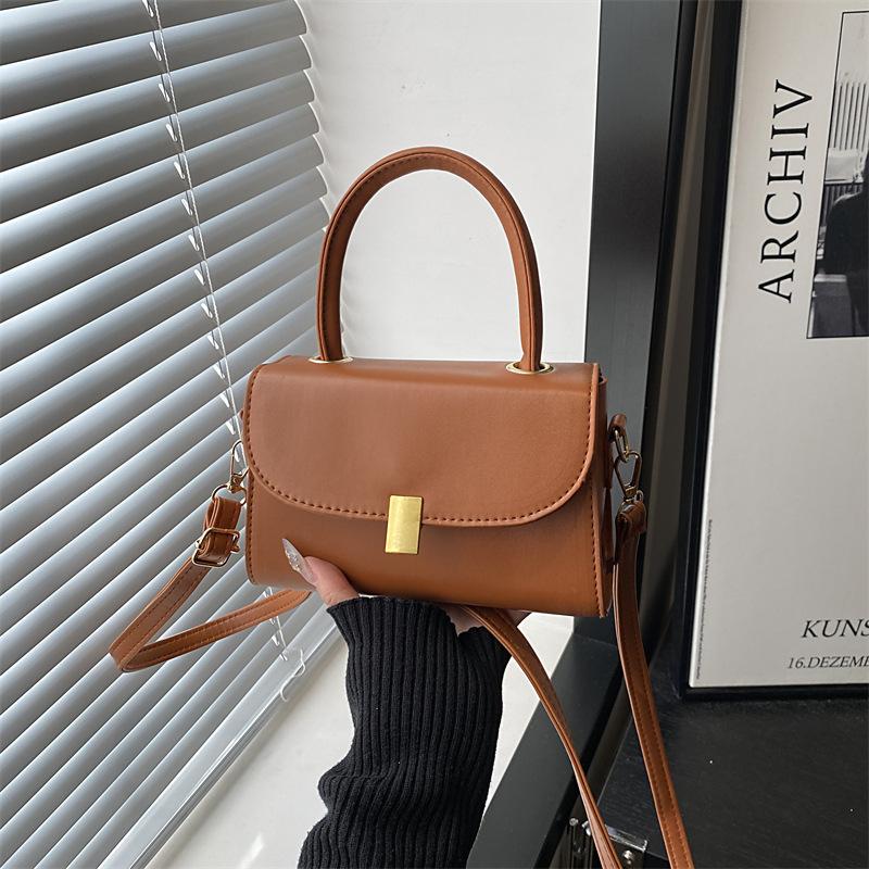 

Winter new versatile women s bags, portable small bags, retro trend niche texture shoulder messenger bags коричневий