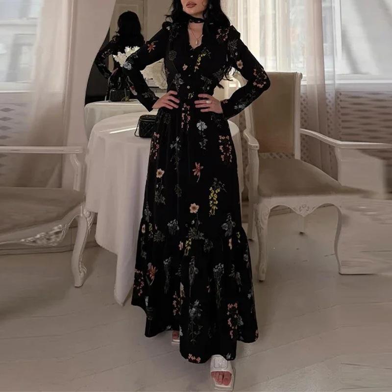 Spring New, European and American Women's Clothing, French Elegant Floral Splicing V-neck Lace-up Dress