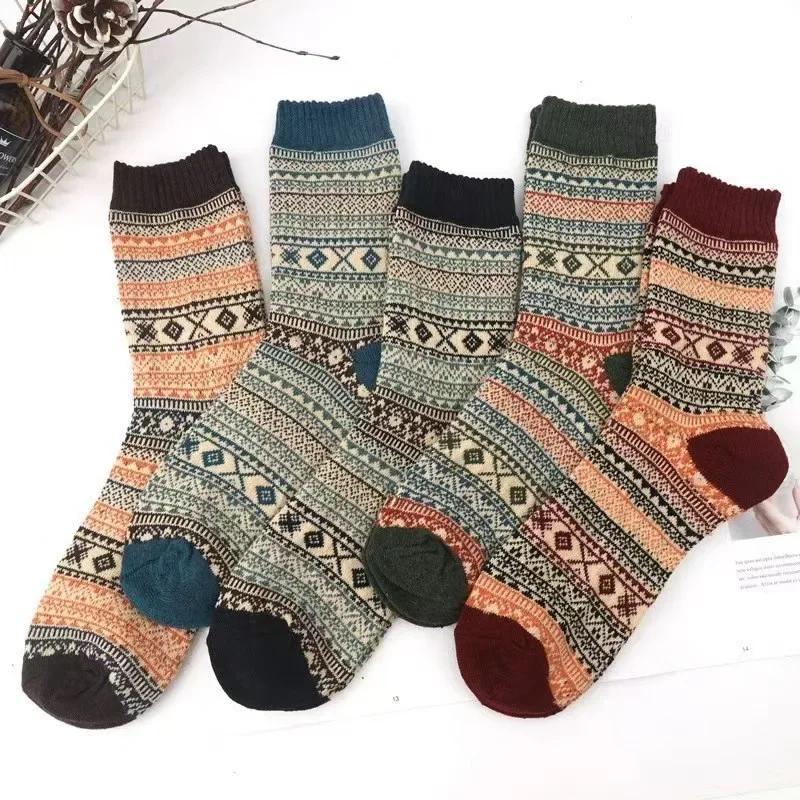 5 Paar Bunte Gestreifte Wollsocken für Damen und Herren Warme Wintersocken Ultra Dick Harajuku Paar Frostschutz Kaschmirsocken