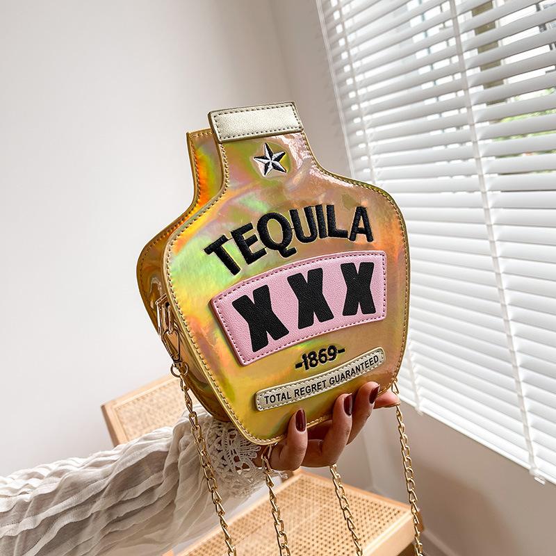 

Foreign trade summer laser sequined wine bottle shoulder bag 2025 creative reflective personalized printed letter chain messenger bag