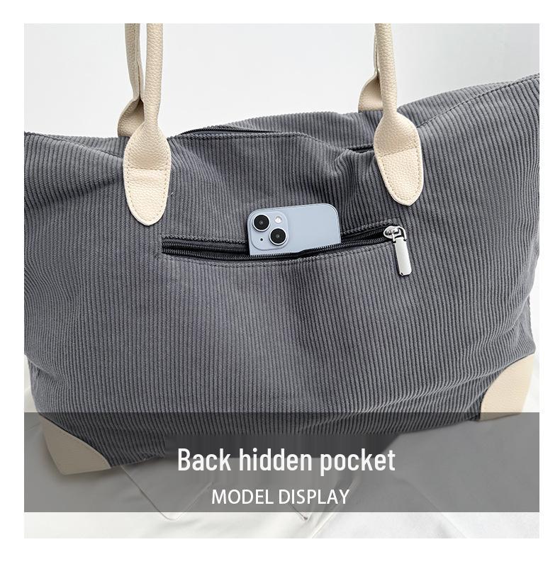 Versatile Large Capacity Casual Tote: Portable Single Shoulder Bag for Commuting or Short Trips