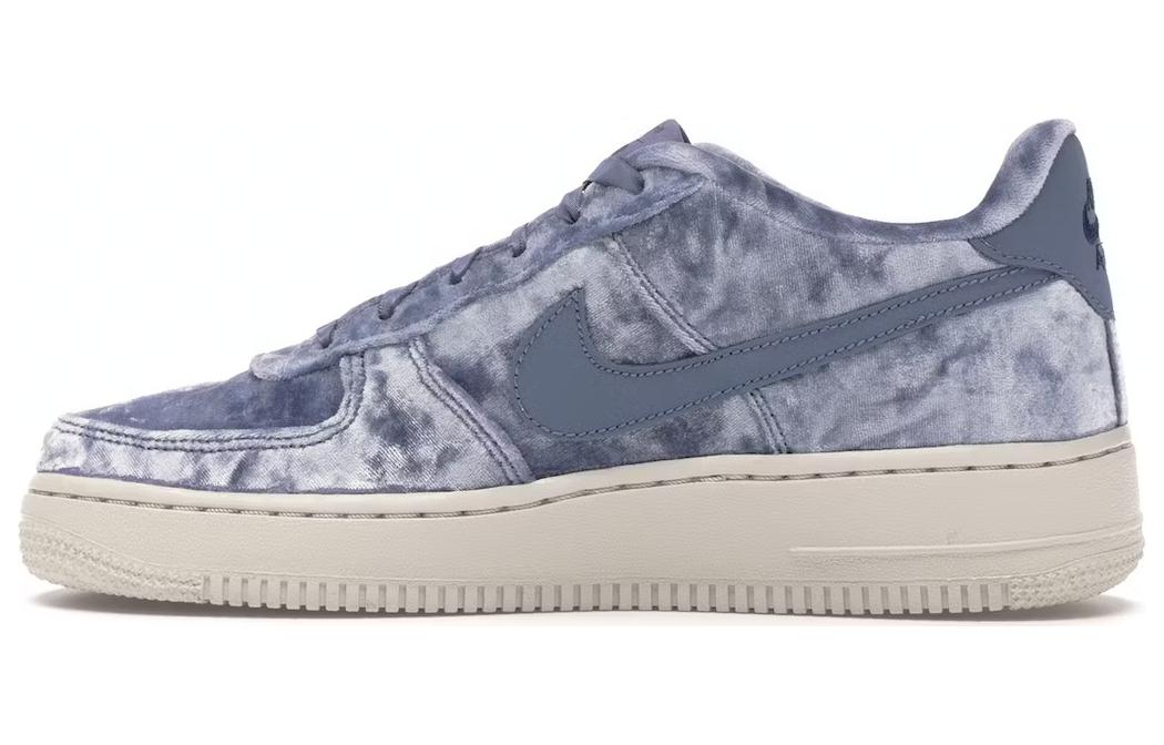 

Nike Air Force 1 Low Dark Sky Blue GS 849345-401 39