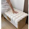 Mobilier pentru salon – Taburete și scaune pufoase