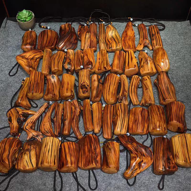 Cypress Tiger Stripe Solid Wood Handle - Natural Shape, Popular Live Broadcast Seller 9 x 4.5 x 2 cm