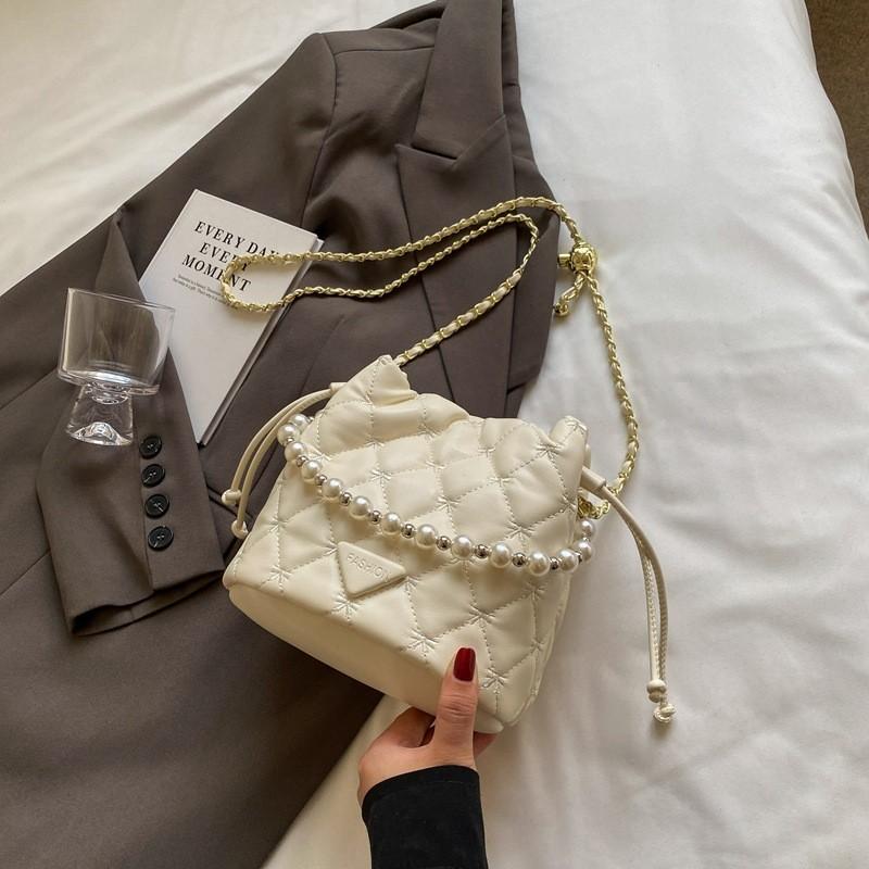 IELGY Summer Diamond Embroidered Bucket Bag All-Match Chain Crossbody Bag
