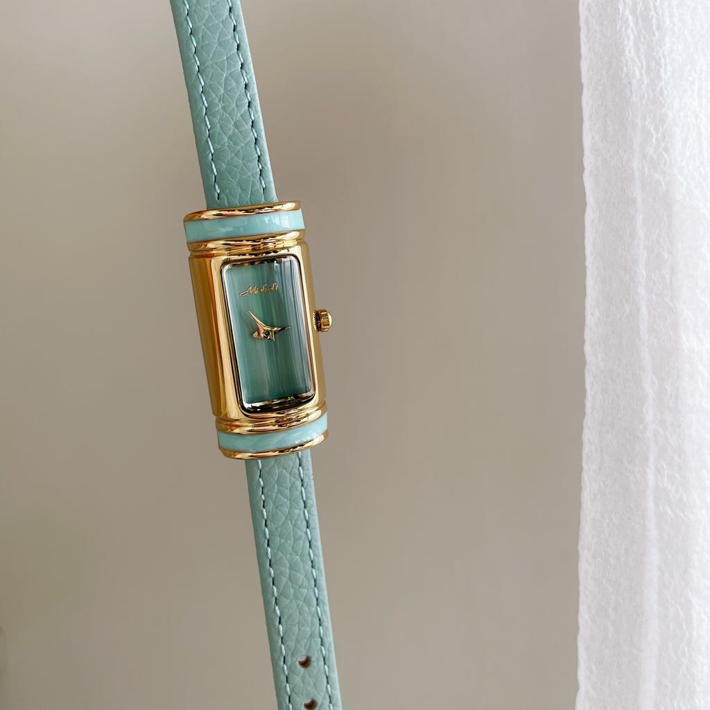 New Luxury Watch Small Gold Bar Styling Designer High-end Fashion Rectangular Watch Leather Quartz Watch Female Gift