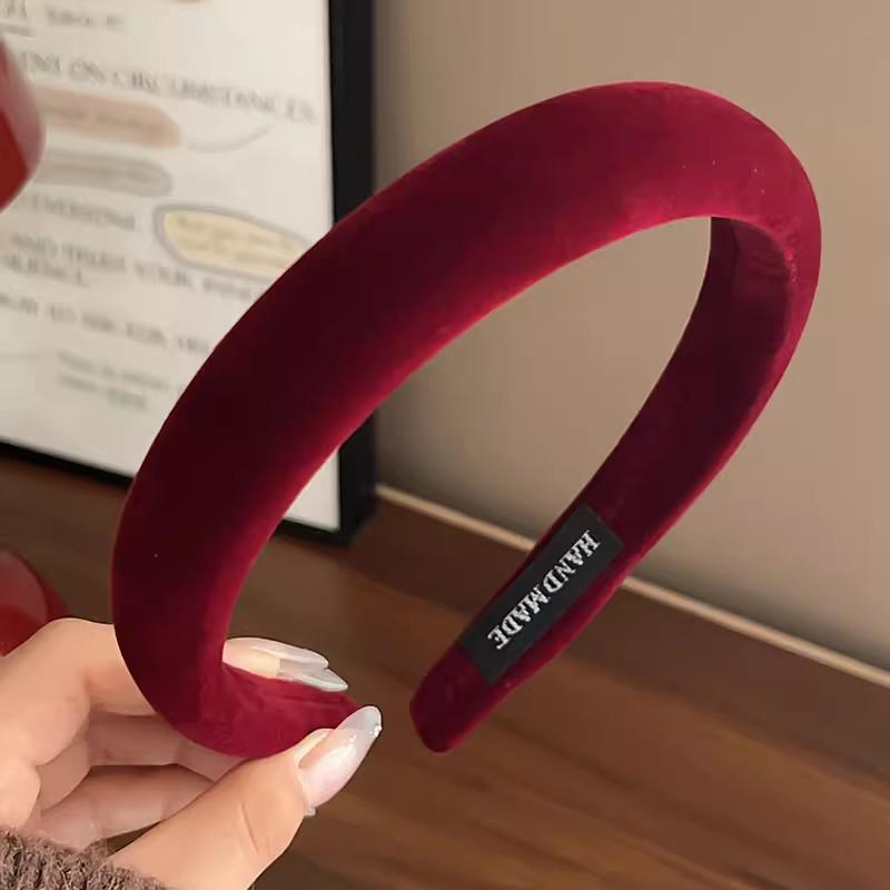 High-End Retro Velvet Red Headband for Women - 2026 Winter Fashion Hair Accessory