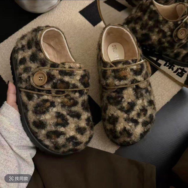 Retro leopard print Mary Jane fluffy shoes women's winter velvet 2025 autumn new versatile warm-soled button shoes