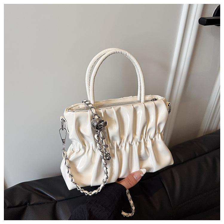 Fashion Versatile Chain Pleated Cloud Bag Women's Tide 2025 Spring and Summer New Niche Messenger Small Square Bag
