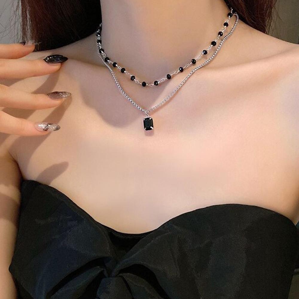 New Fashion Black Resin Bead Chain Choker For Women Double Layer Square Pendant Necklace Party Jewelry Gifts