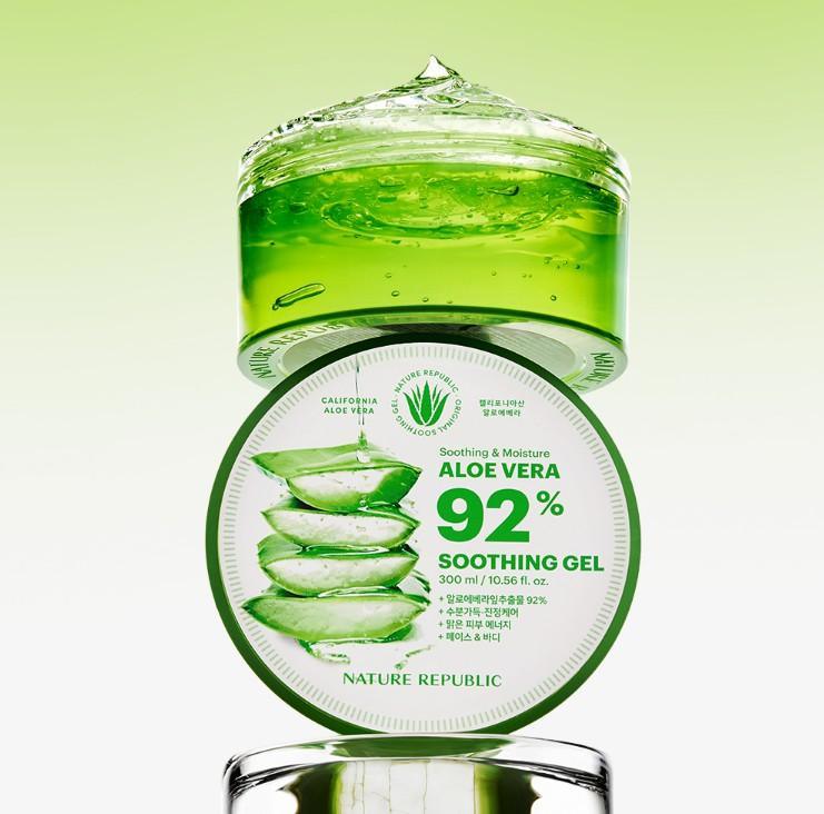 Nature Republic Beruhigendes und feuchtigkeitsspendendes Aloe Vera 92 % beruhigendes Gel 300 ml