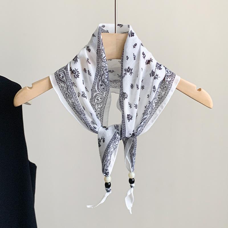 Hong Kong style retro versatile silk scarf fashion triangle scarf high sense elegant temperament accessories thin neck headscarf multi-purpose