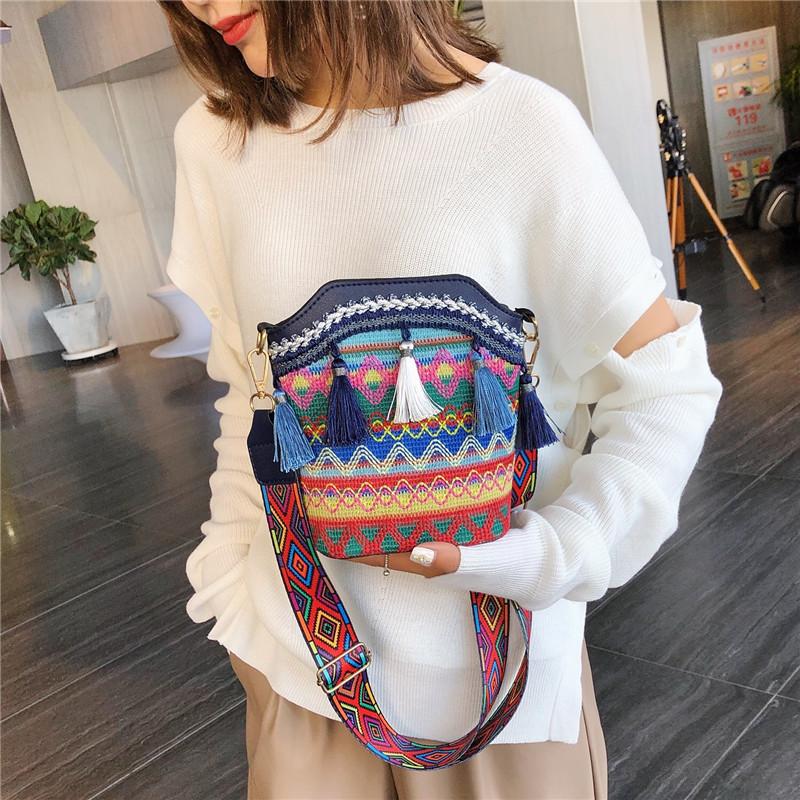 Bolsa Feminina de Alta Qualidade Diagonal Estilo Étnico Nicho Tecida Balde Ombro Combina com Tudo Bolsa de Franjas
