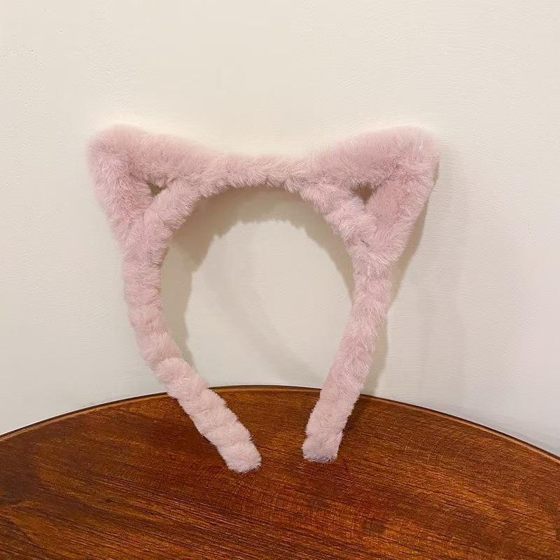Women's Cute Cat Ear Plush Headband: Autumn/Winter Face Wash, Hair Tie, Travel Clip, New 2023 Hair Accessory.