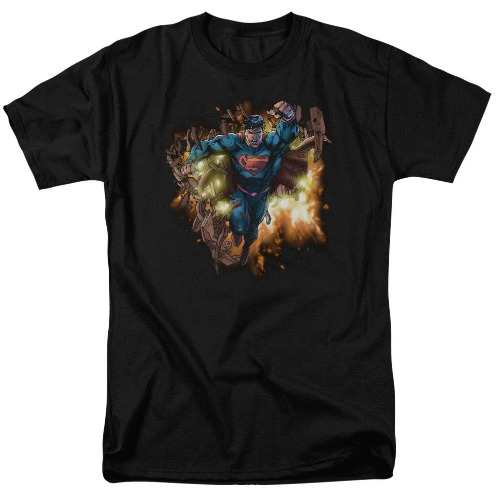 DC Comics - Superman - Blasting Through - Unisex Children s T-shirt - Black 160