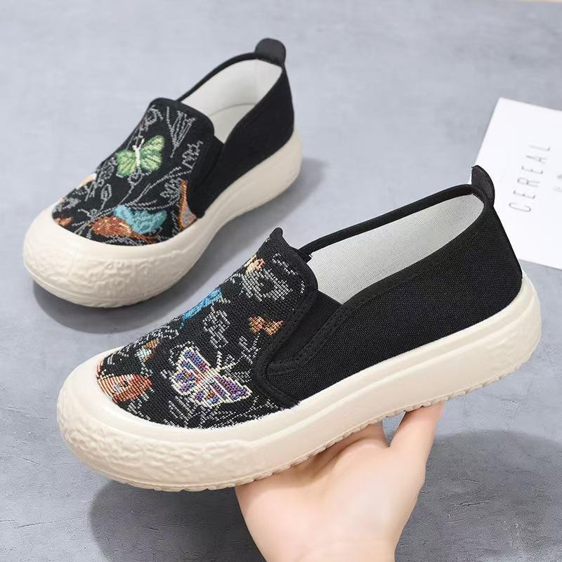 Spring new shoes round head canvas shoes breathable soft sole student lazy shoes single shoes